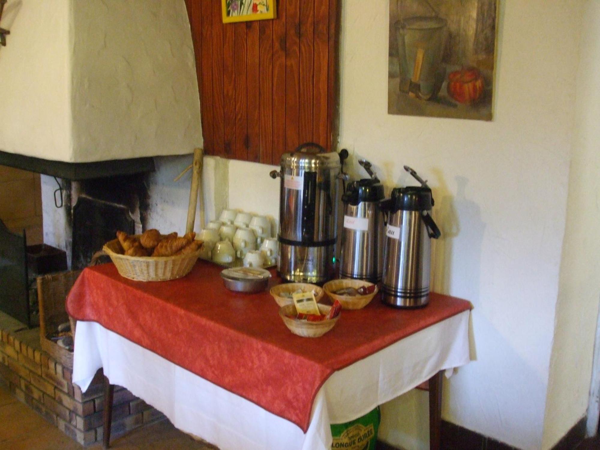 Hotel Du Val D'Aure Cadeac Екстер'єр фото