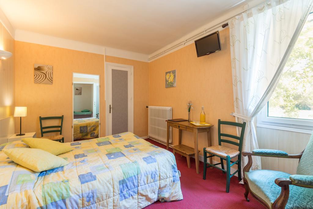 Hotel Du Val D'Aure Cadeac Екстер'єр фото