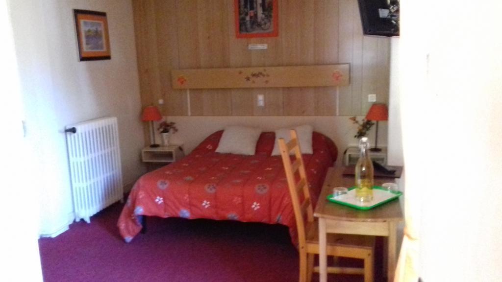 Hotel Du Val D'Aure Cadeac Екстер'єр фото