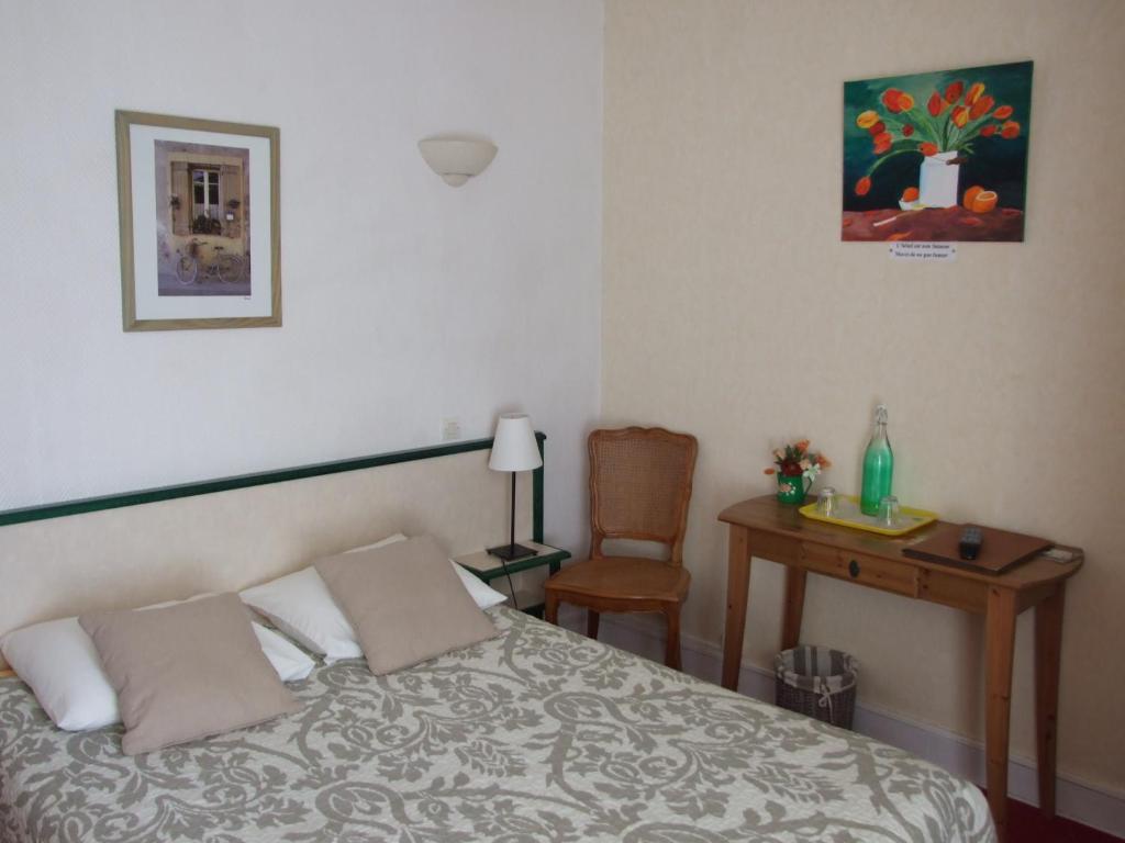 Hotel Du Val D'Aure Cadeac Екстер'єр фото