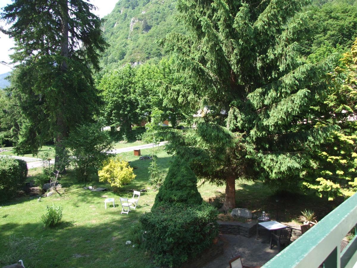 Hotel Du Val D'Aure Cadeac Екстер'єр фото