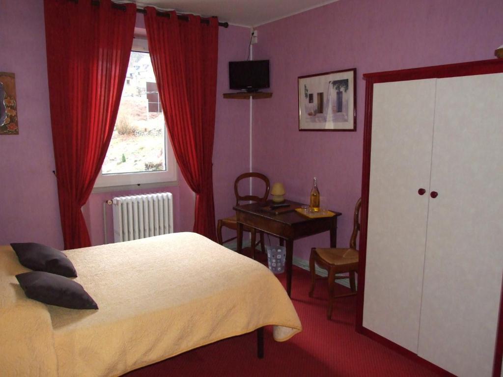 Hotel Du Val D'Aure Cadeac Номер фото