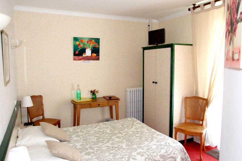 Hotel Du Val D'Aure Cadeac Екстер'єр фото