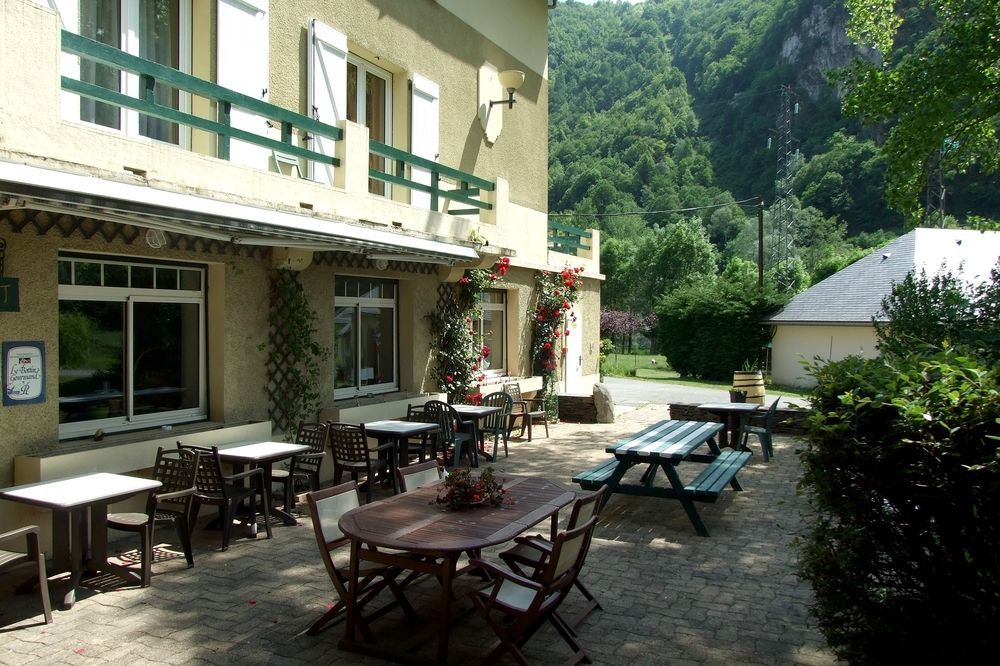 Hotel Du Val D'Aure Cadeac Екстер'єр фото