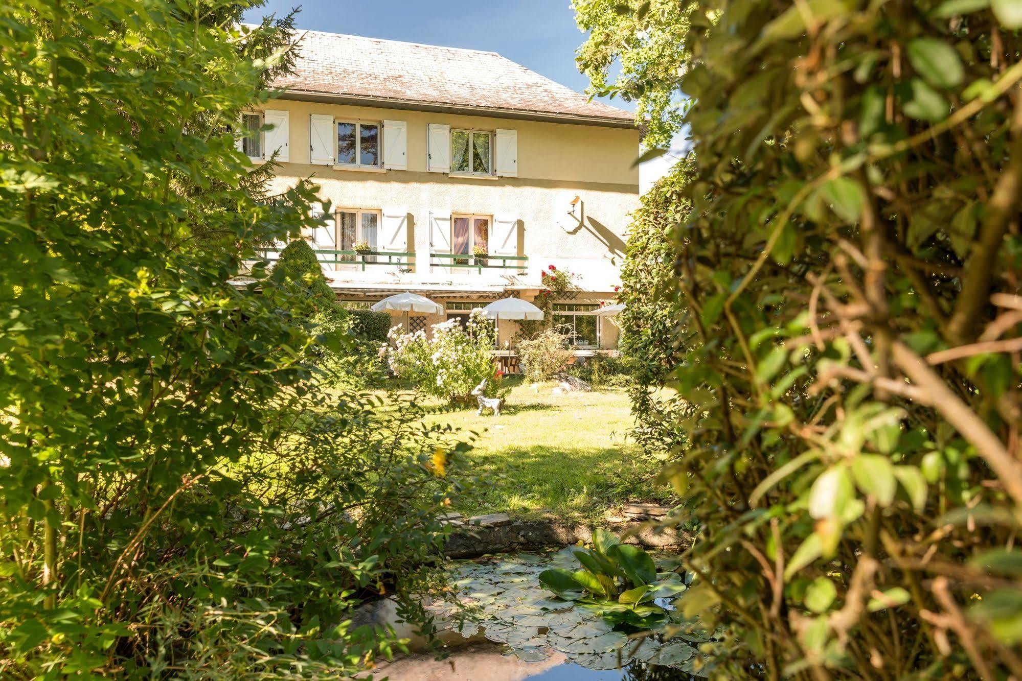 Hotel Du Val D'Aure Cadeac Екстер'єр фото